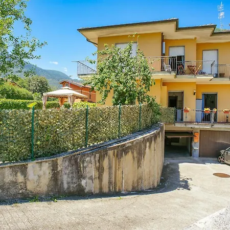 Apartment Casa Fiorella *